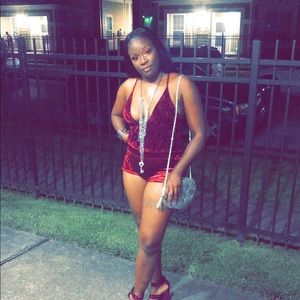 Meet your Posher, Neisha